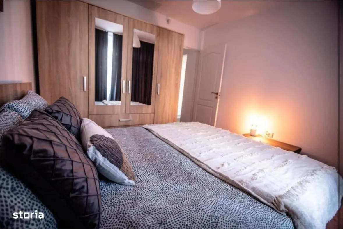 Delightful, Modern Apartment! 10 Minutes Away From City Centre Bucharest 0*,  Romania